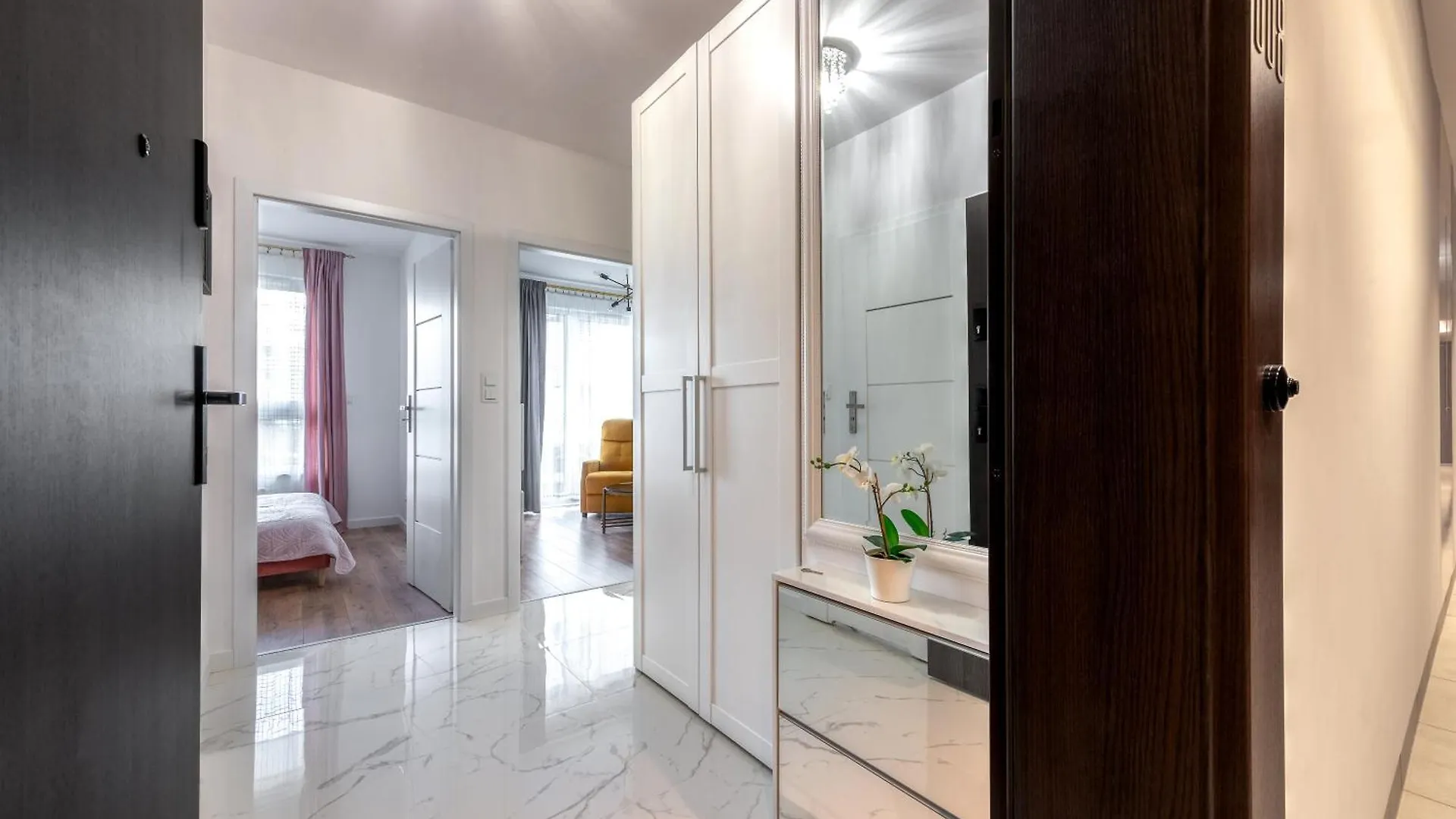 Golden Deluxe Old Town, Terrace, High Standard, 2 Rooms Krakow