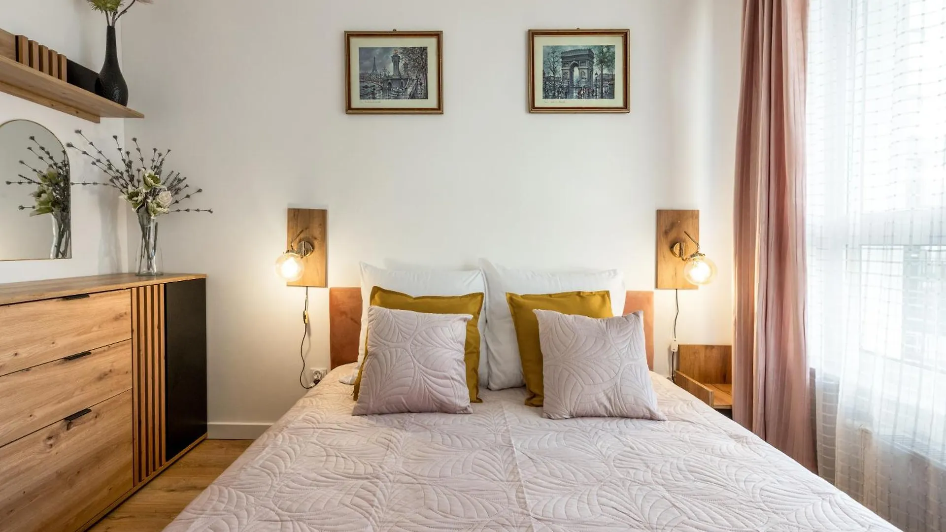 Golden Deluxe Old Town, Terrace, High Standard, 2 Rooms Krakow 0*,  Poland