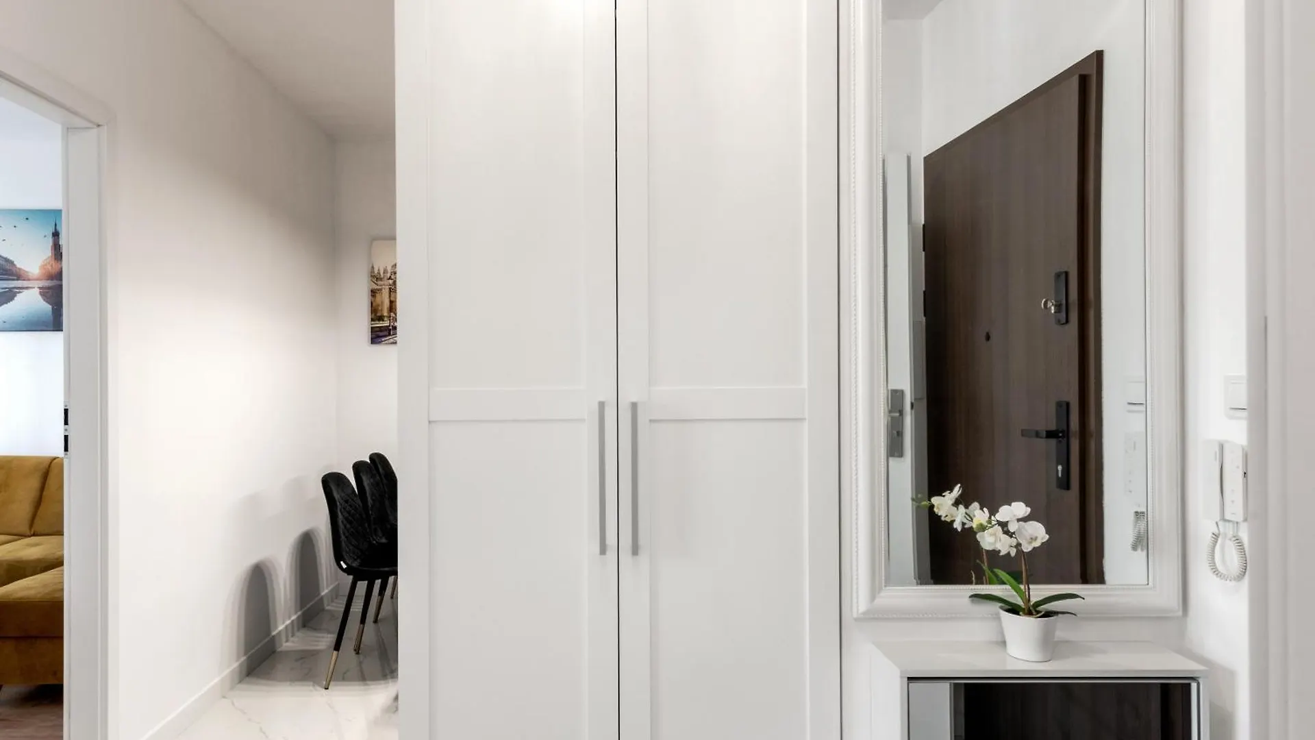 Golden Deluxe Old Town, Terrace, High Standard, 2 Rooms Krakow Apartment