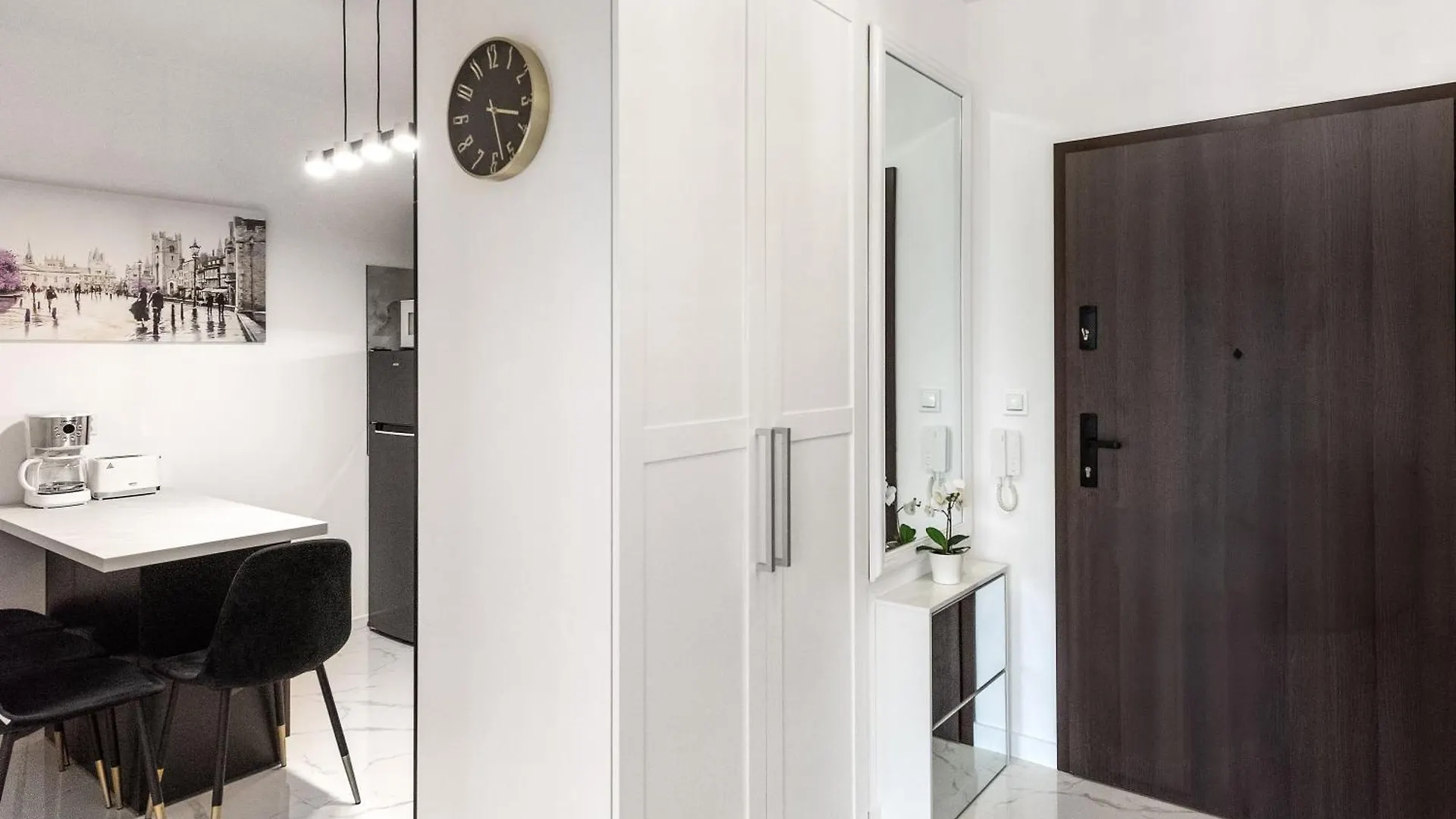 Golden Deluxe Old Town, Terrace, High Standard, 2 Rooms Krakow Apartment